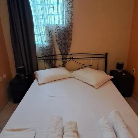 Tranquil New In Inland Lefkada Apartmán *