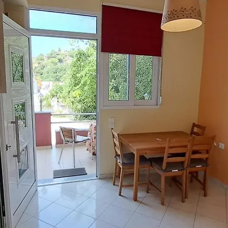 Tranquil New In Inland Lefkada Szpanohóri